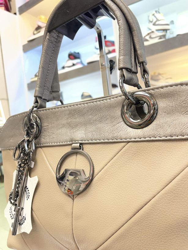 کیف زنانه چرم شسته برند (DKNY) کد 1456 VIZON دوکاره